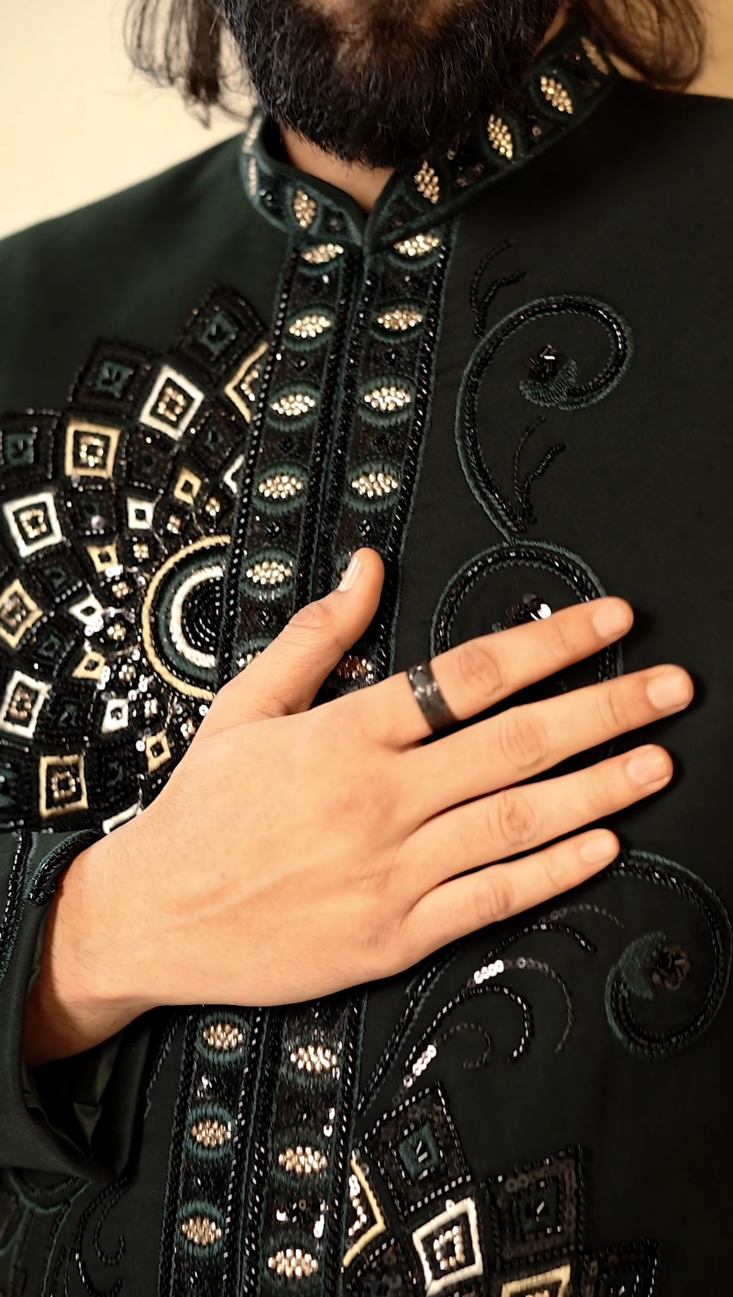 Regal Bloom Jodhpuri – 2-Piece Floral Cutdana Embroidered Suit Elegance in Dark Green