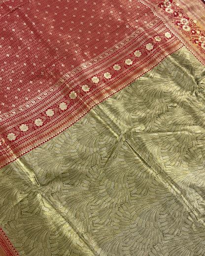 Saree with red and green patterns